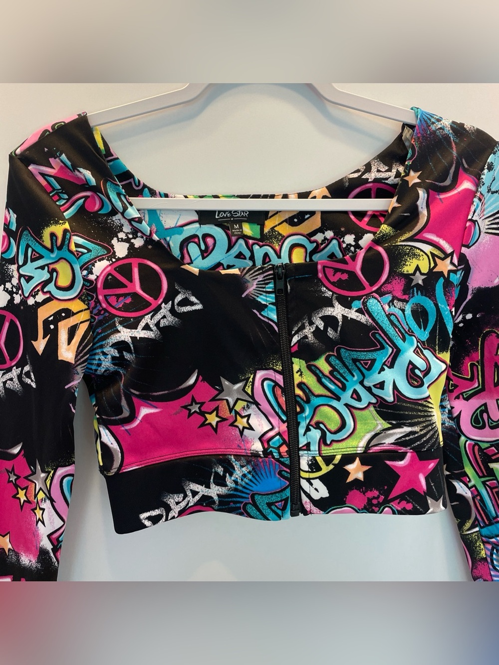 Love Star Shirt/Top/Crop. Long Sleeves. Zip. Y2K. Graffiti. Medium. Women’s M - Picture 3 of 11